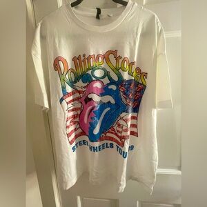 Rolling Stone Graphic T-shirt.